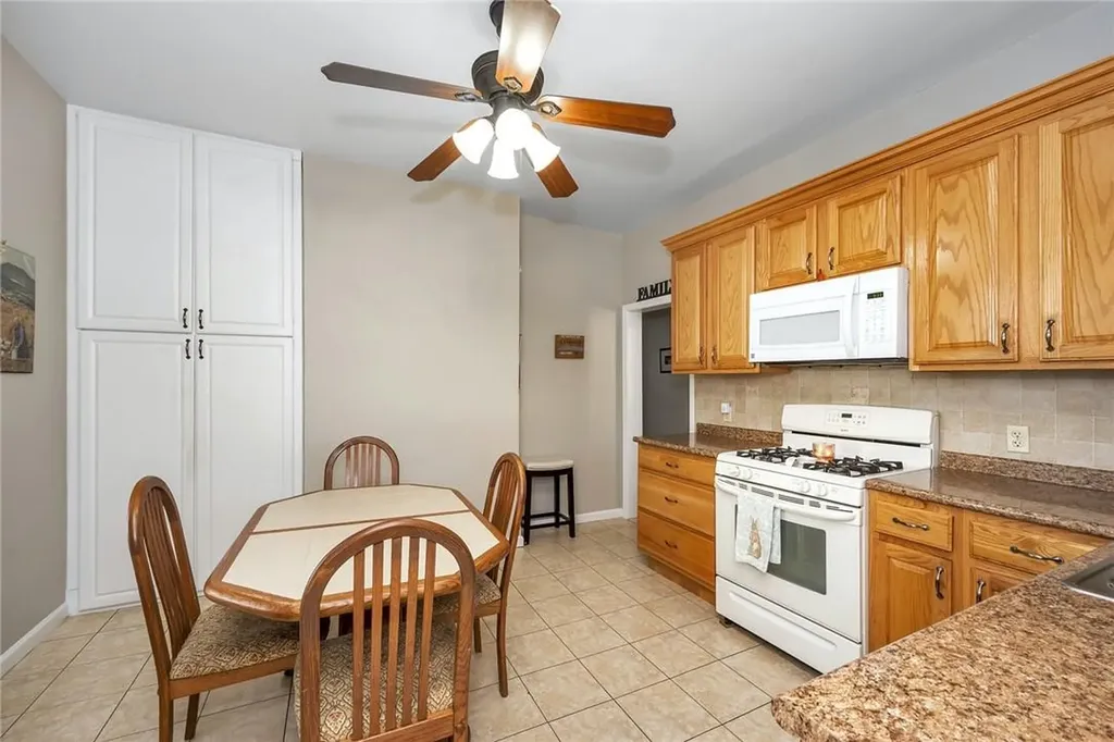 4347 Martha Avenue Bronx NY 10470