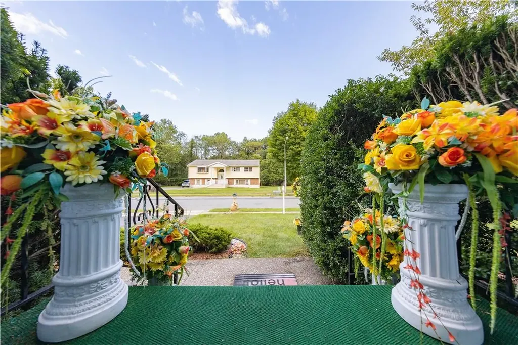 128 Rockland Lane Spring Valley NY 10977