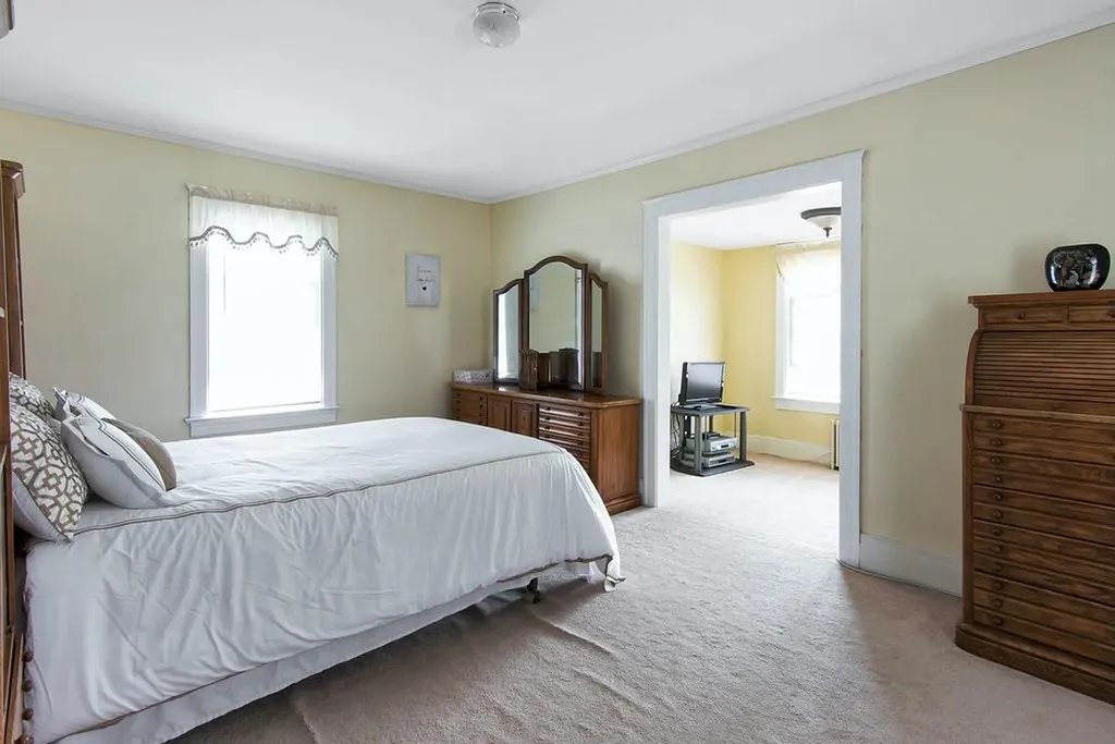 215 Roberts Avenue Yonkers NY 10703