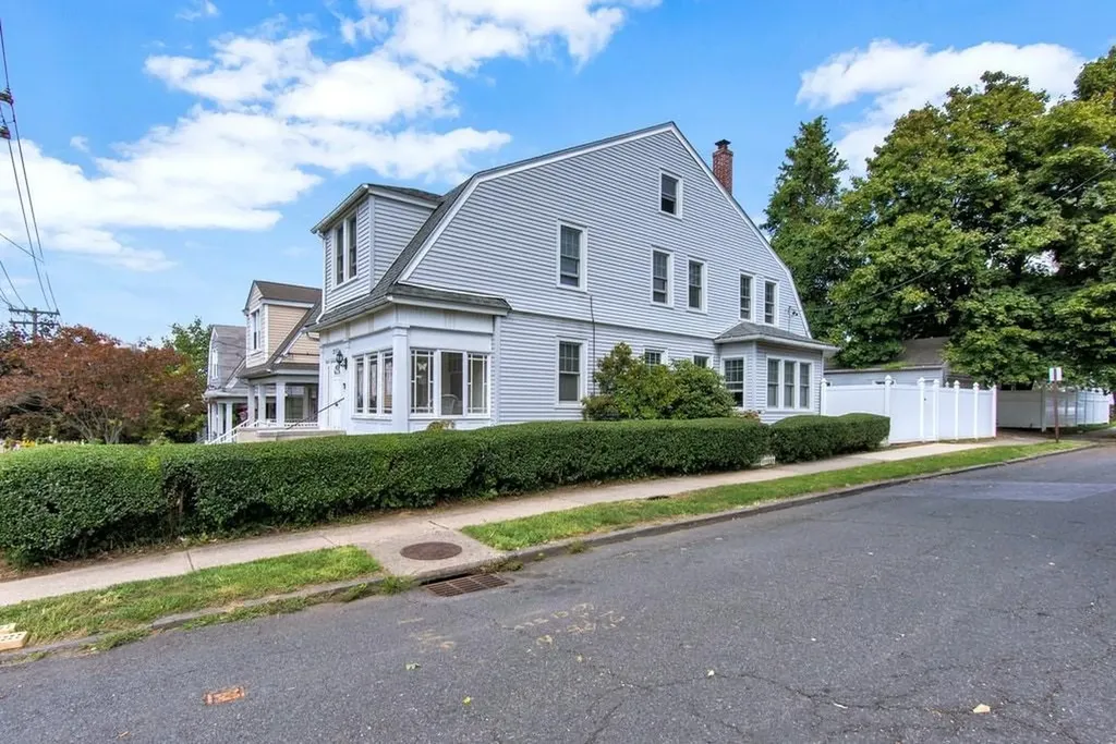 215 Roberts Avenue Yonkers NY 10703