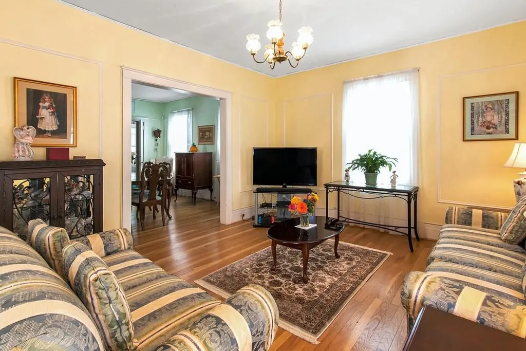 215 Roberts Avenue Yonkers NY 10703