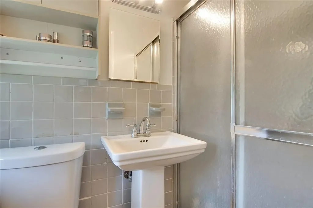 209 Radcliff Drive Nyack NY 10960