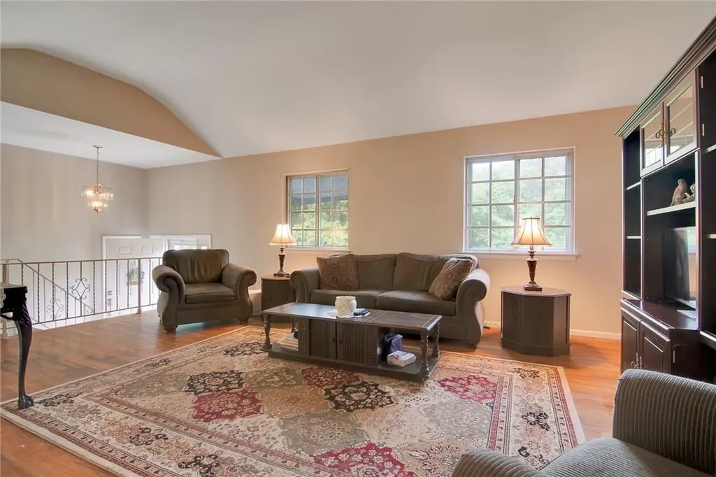 209 Radcliff Drive Nyack NY 10960