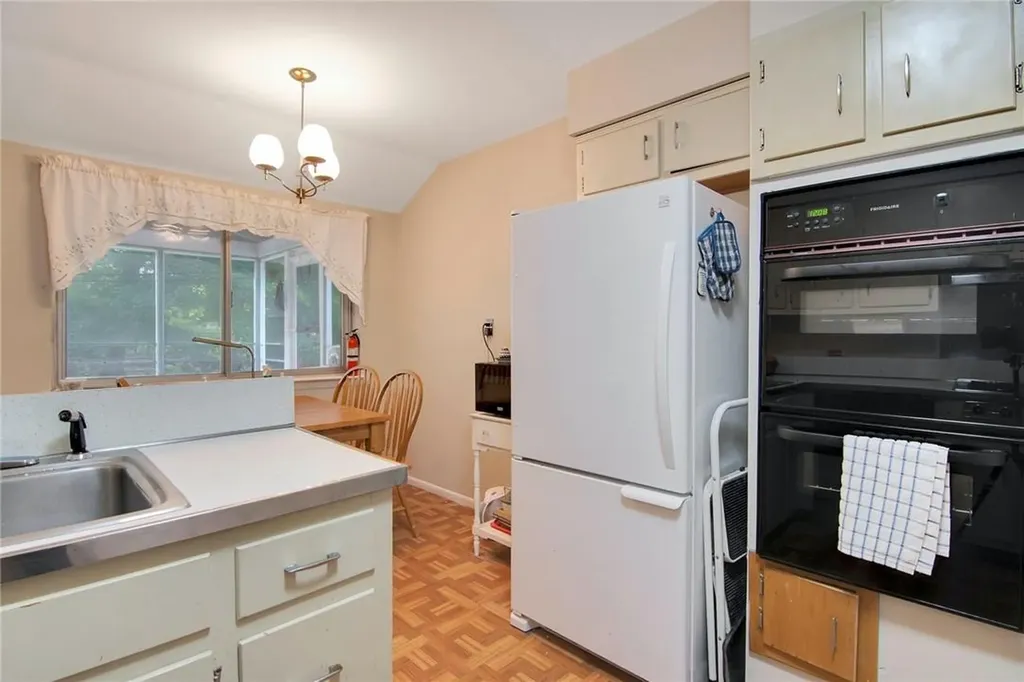 209 Radcliff Drive Nyack NY 10960