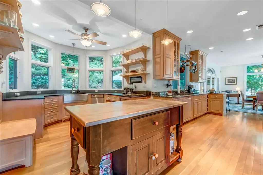 243 River Road Nyack NY 10960