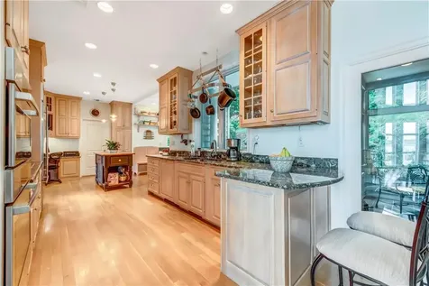 243 River Road Nyack NY 10960