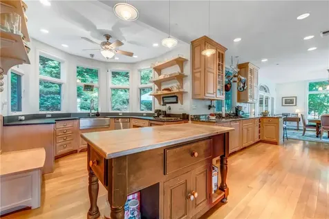 243 River Road Nyack NY 10960