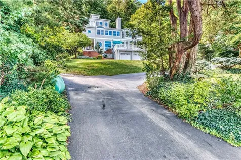 243 River Road Nyack NY 10960