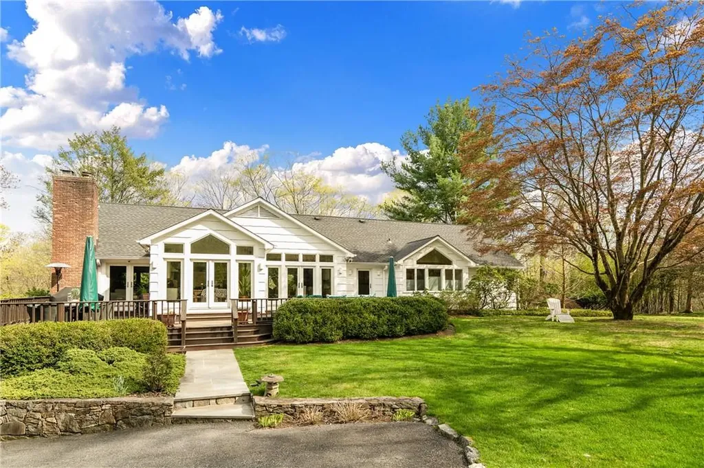 364 West Street Harrison NY 10528