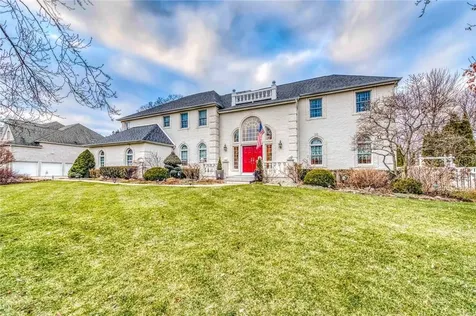 27 King Arthur Court New City NY 10956