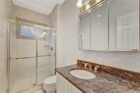 27 King Arthur Court New City NY 10956