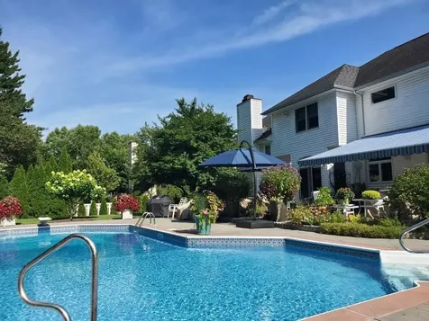 27 King Arthur Court New City NY 10956