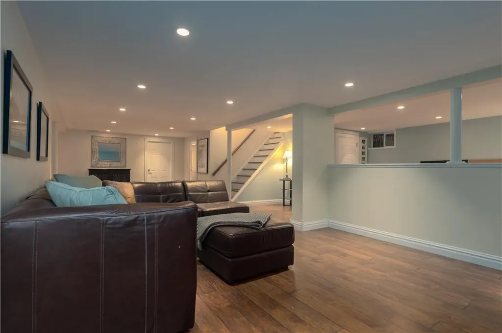 16 Mendolia Court Pearl River NY 10965