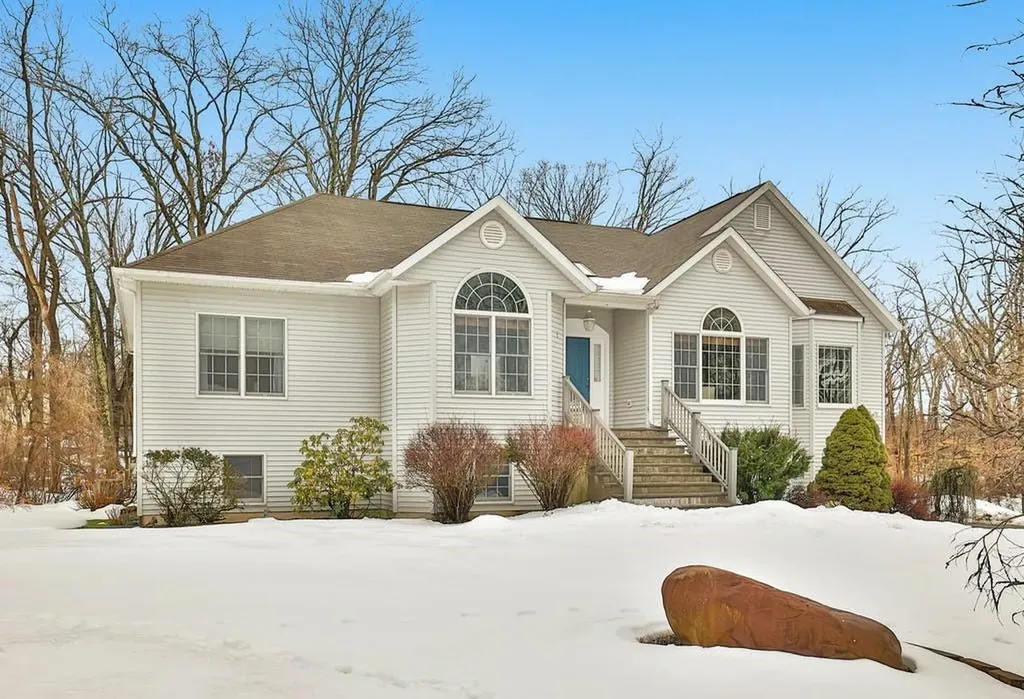 2 Nelson Lane Congers NY 10920