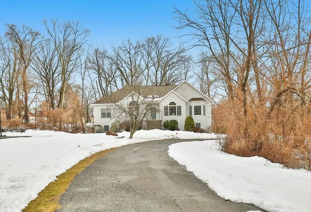 2 Nelson Lane Congers NY 10920