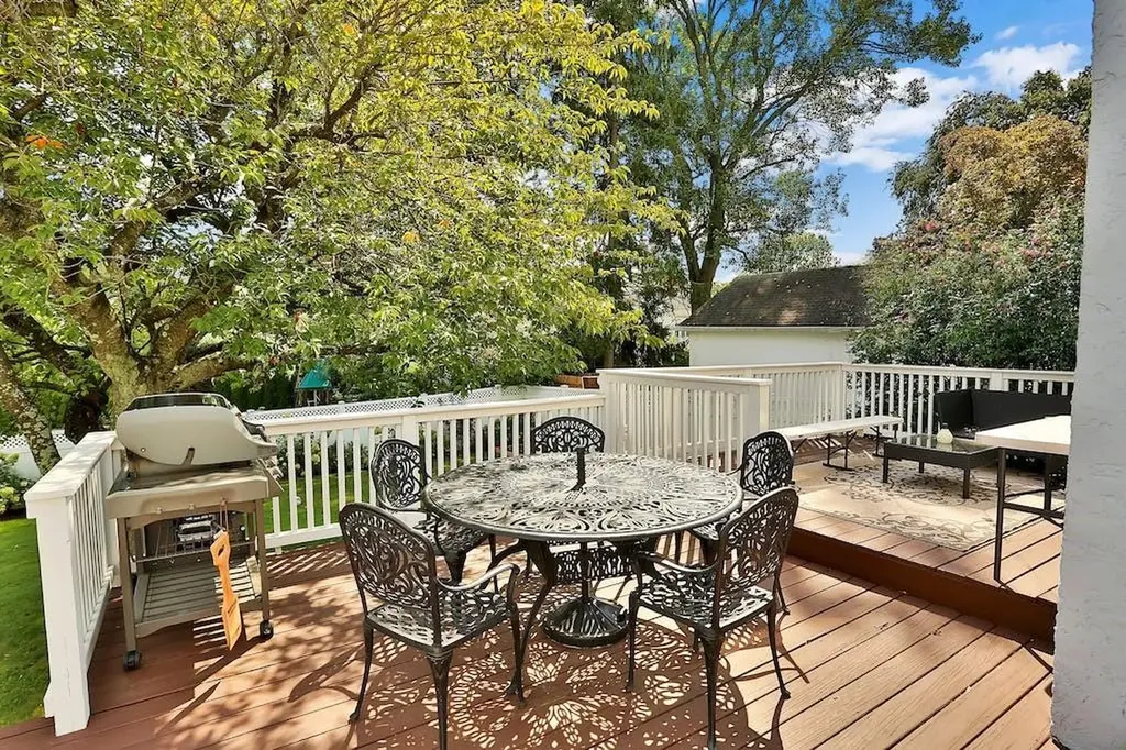 36 Central Drive Bronxville NY 10708