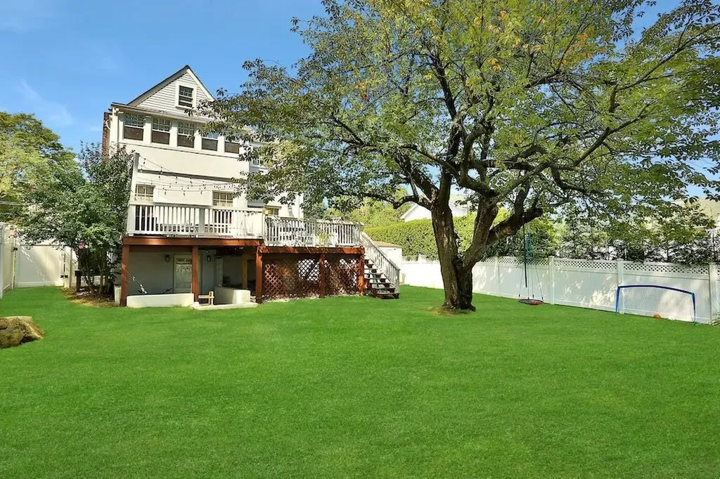 36 Central Drive Bronxville NY 10708