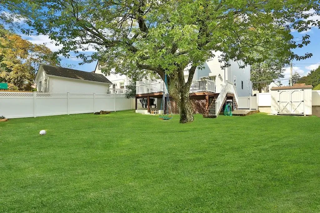 36 Central Drive Bronxville NY 10708