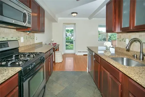 103 Gedney Street Nyack NY 10960-2238