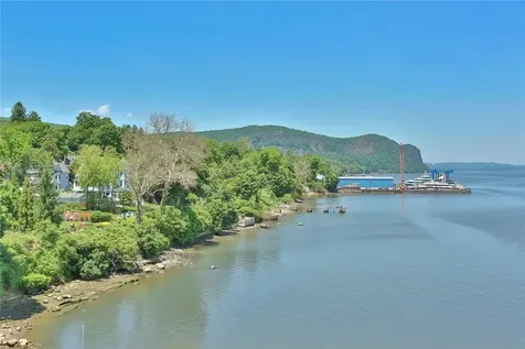 103 Gedney Street Nyack NY 10960-2238
