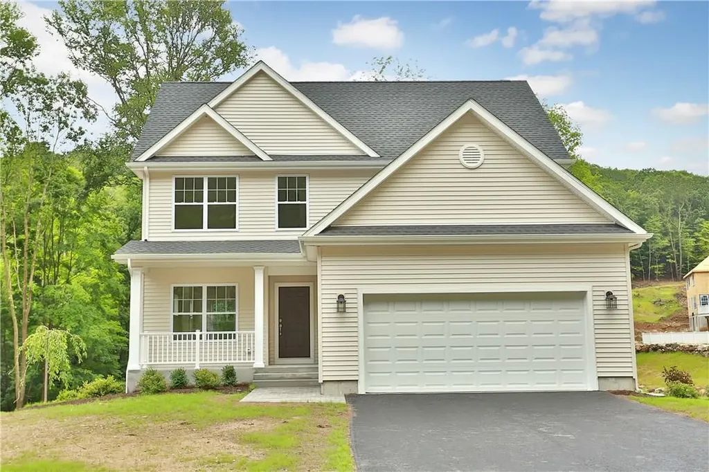 28 Knoll Court Fishkill NY 12524