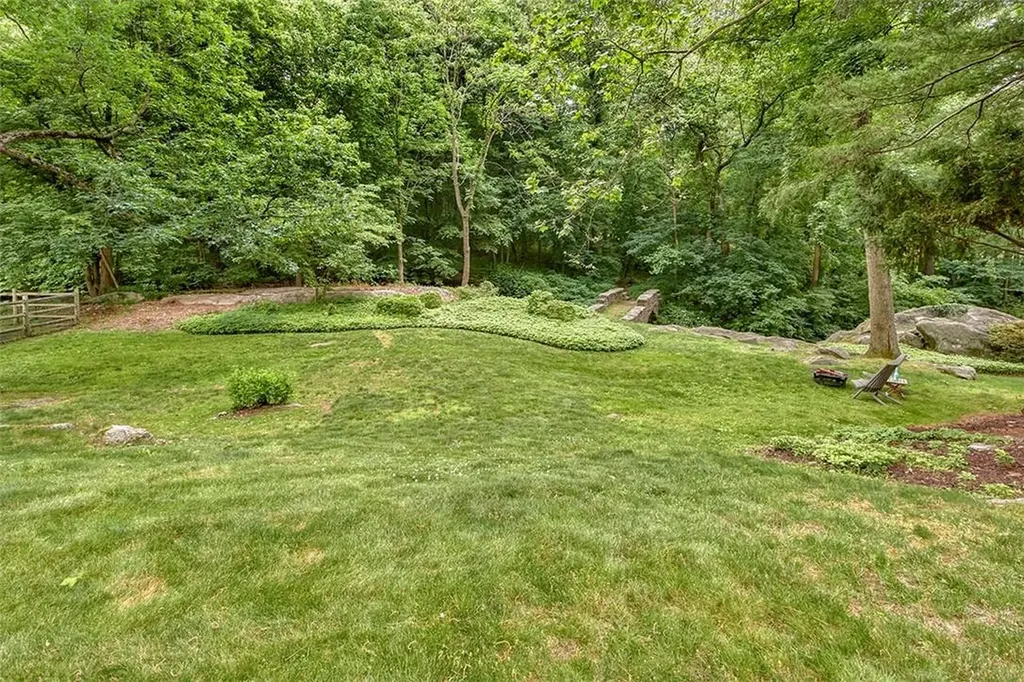 48 Reynal Road White Plains NY 10605