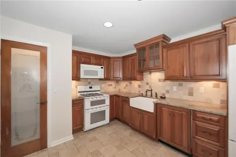 184 N Route 303 Congers NY 10920