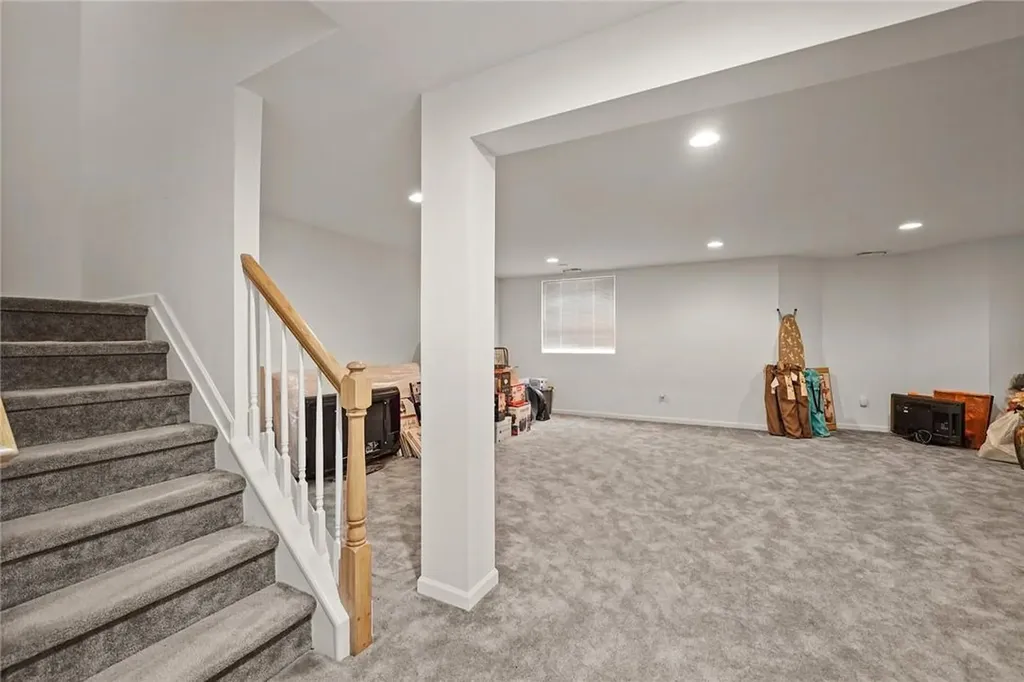 16 Cobblestone Lane Middletown NY 10940