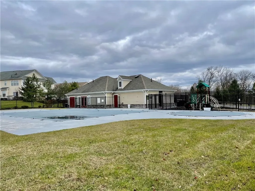 16 Cobblestone Lane Middletown NY 10940