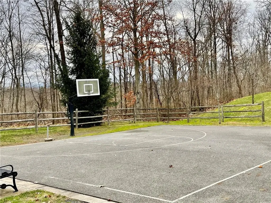 16 Cobblestone Lane Middletown NY 10940