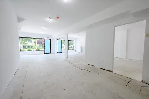 453 White Plains Road Eastchester NY 10709