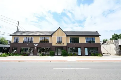 453 White Plains Road Eastchester NY 10709