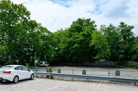 453 White Plains Road Eastchester NY 10709