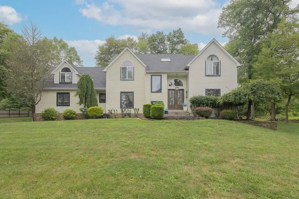 7 Hawk Nest Road Tomkins Cove NY 10986