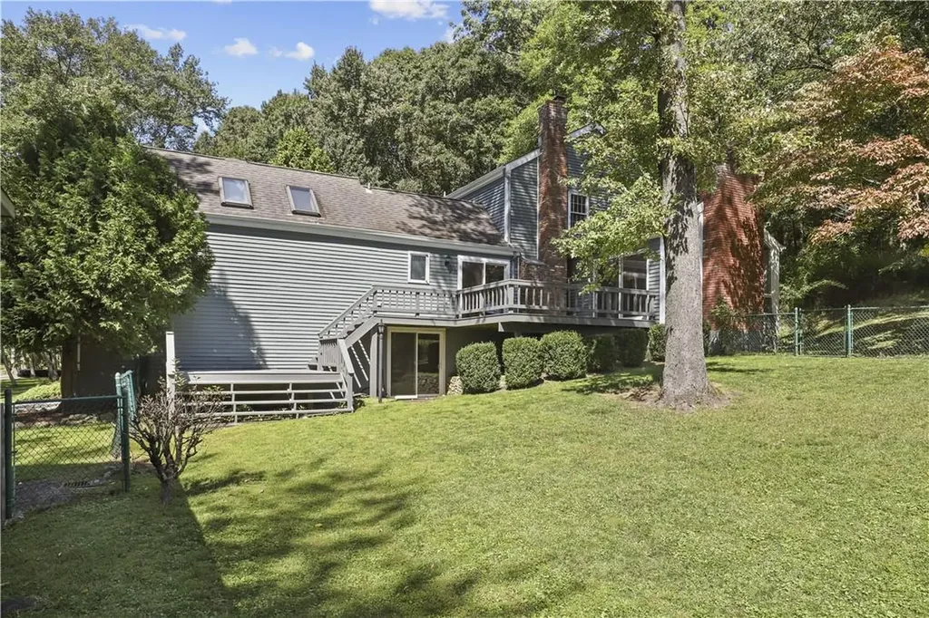 16 Longview Road South Salem NY 10590