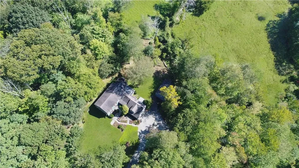 16 Longview Road South Salem NY 10590