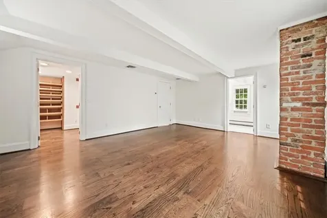420 Nanny Hagen Road Thornwood NY 10594