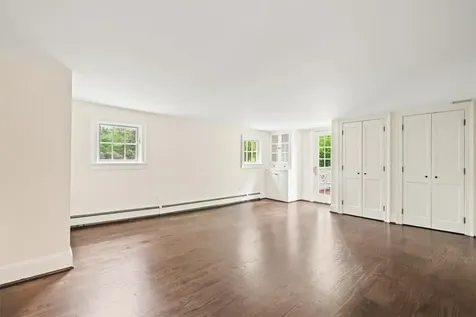 420 Nanny Hagen Road Thornwood NY 10594