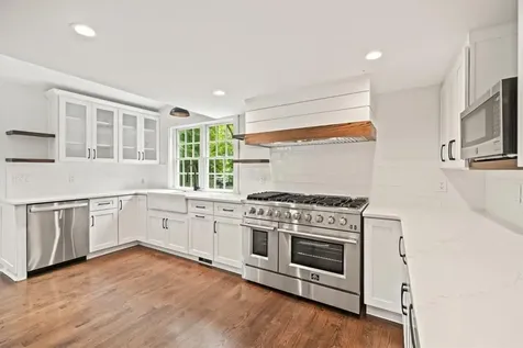 420 Nanny Hagen Road Thornwood NY 10594