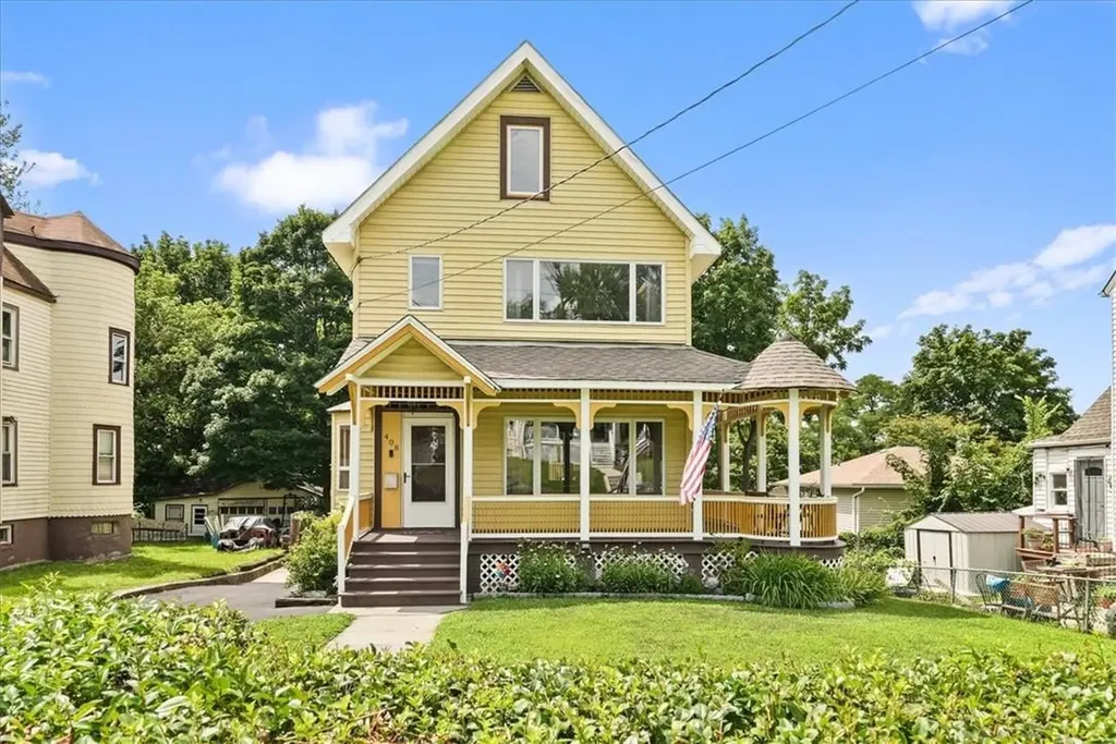 408 Simpson Place Peekskill NY 10566