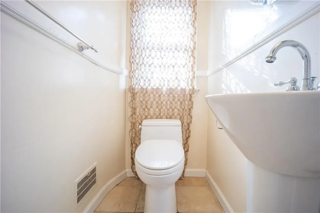 8068 Springfield Boulevard Hollis Hills NY 11427