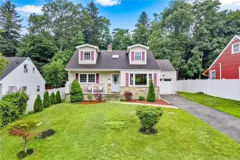 955 Parkway Place Peekskill NY 10566