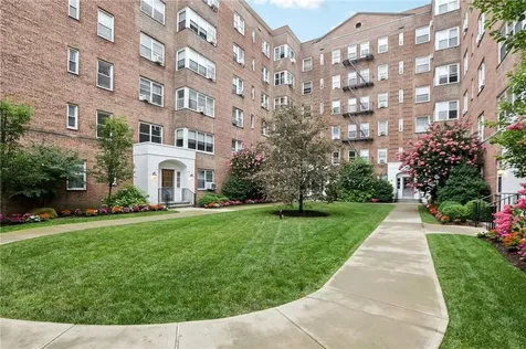 1 Bronxville Road Bronxville NY 10708