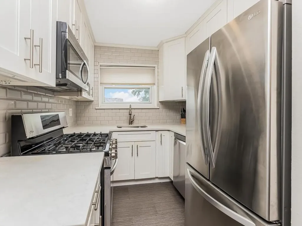 839 Swinton Avenue Bronx NY 10465