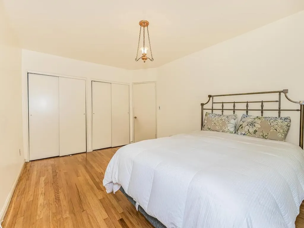 839 Swinton Avenue Bronx NY 10465