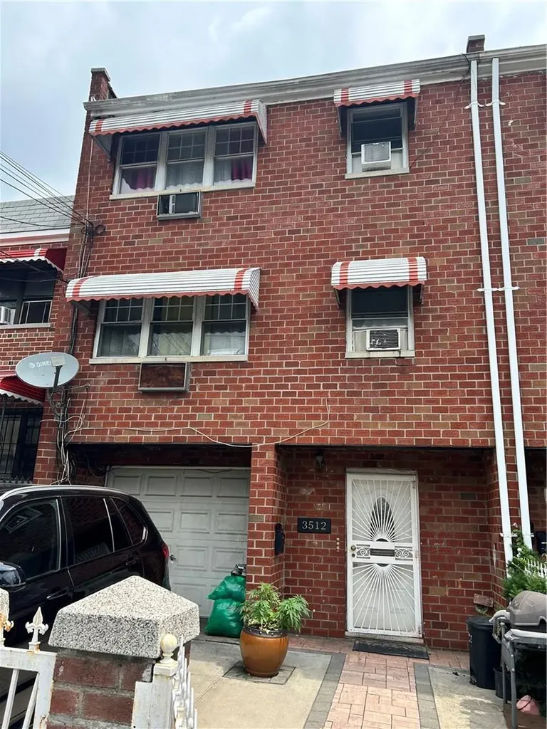 3512 Grace Avenue Bronx NY 10466
