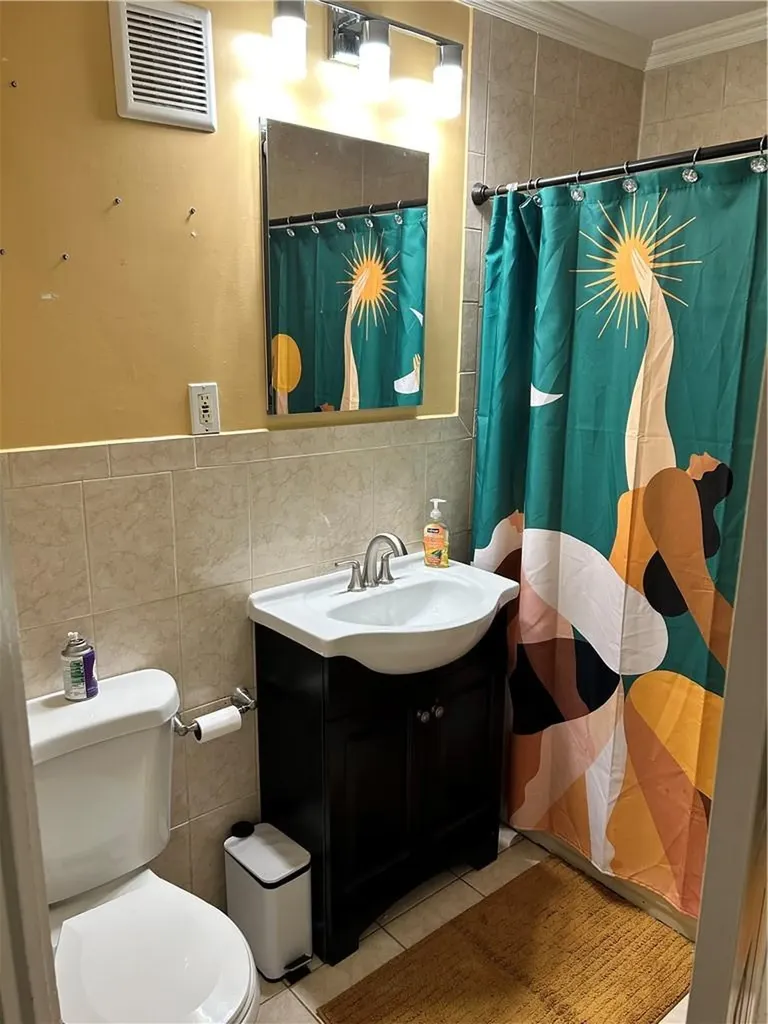 3512 Grace Avenue Bronx NY 10466