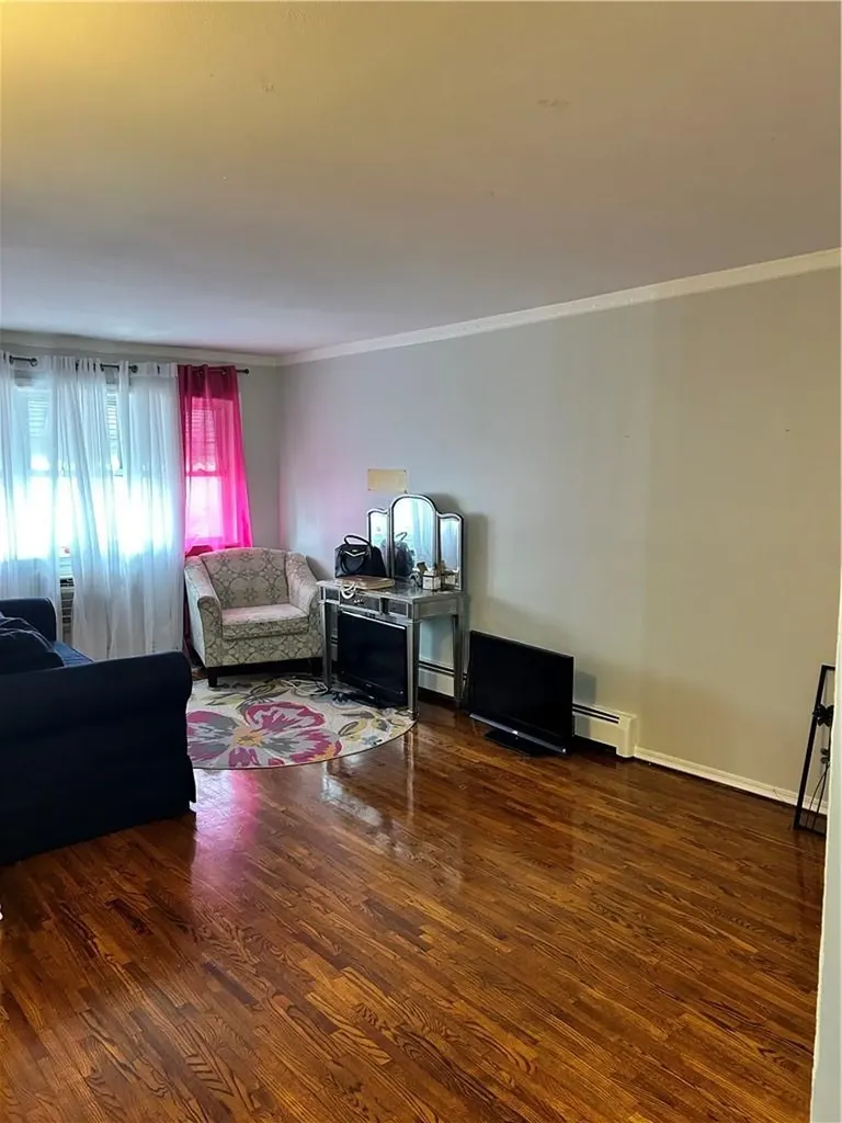 3512 Grace Avenue Bronx NY 10466