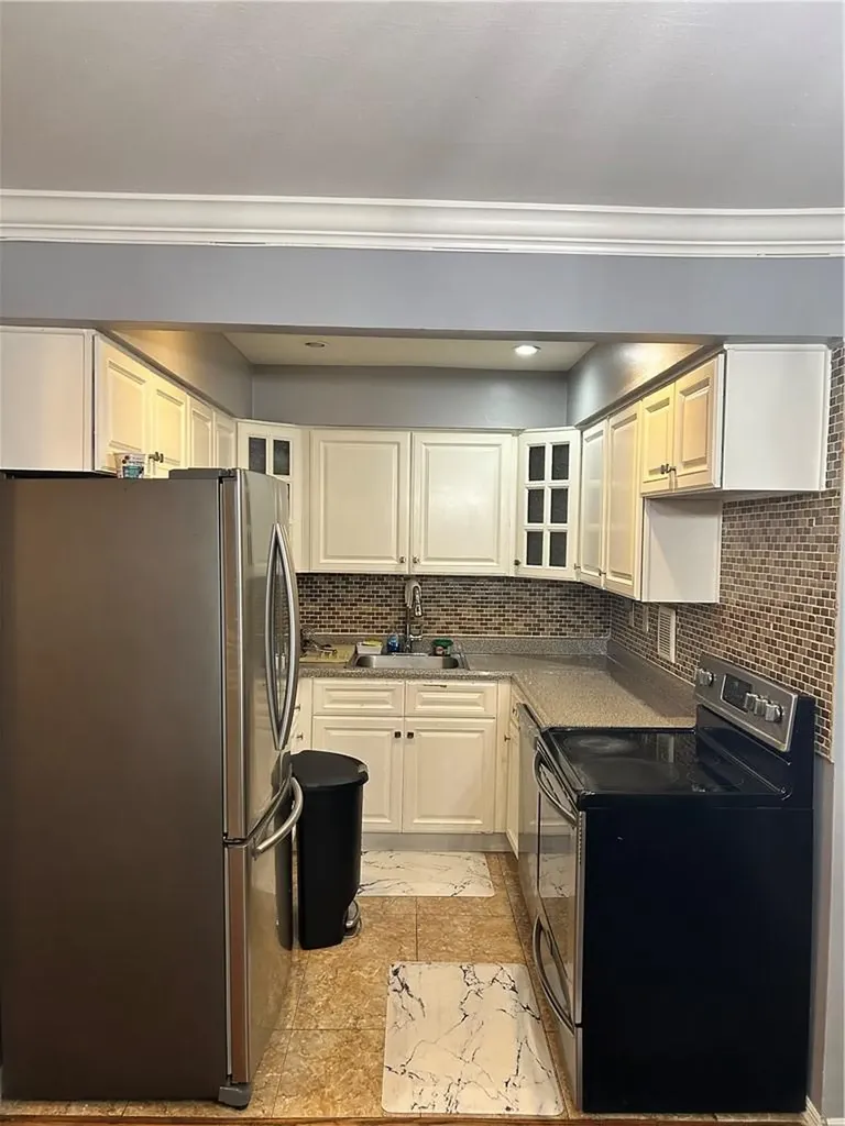 3512 Grace Avenue Bronx NY 10466