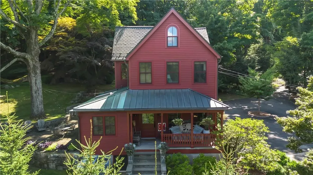 84 Mountain Road Irvington NY 10533